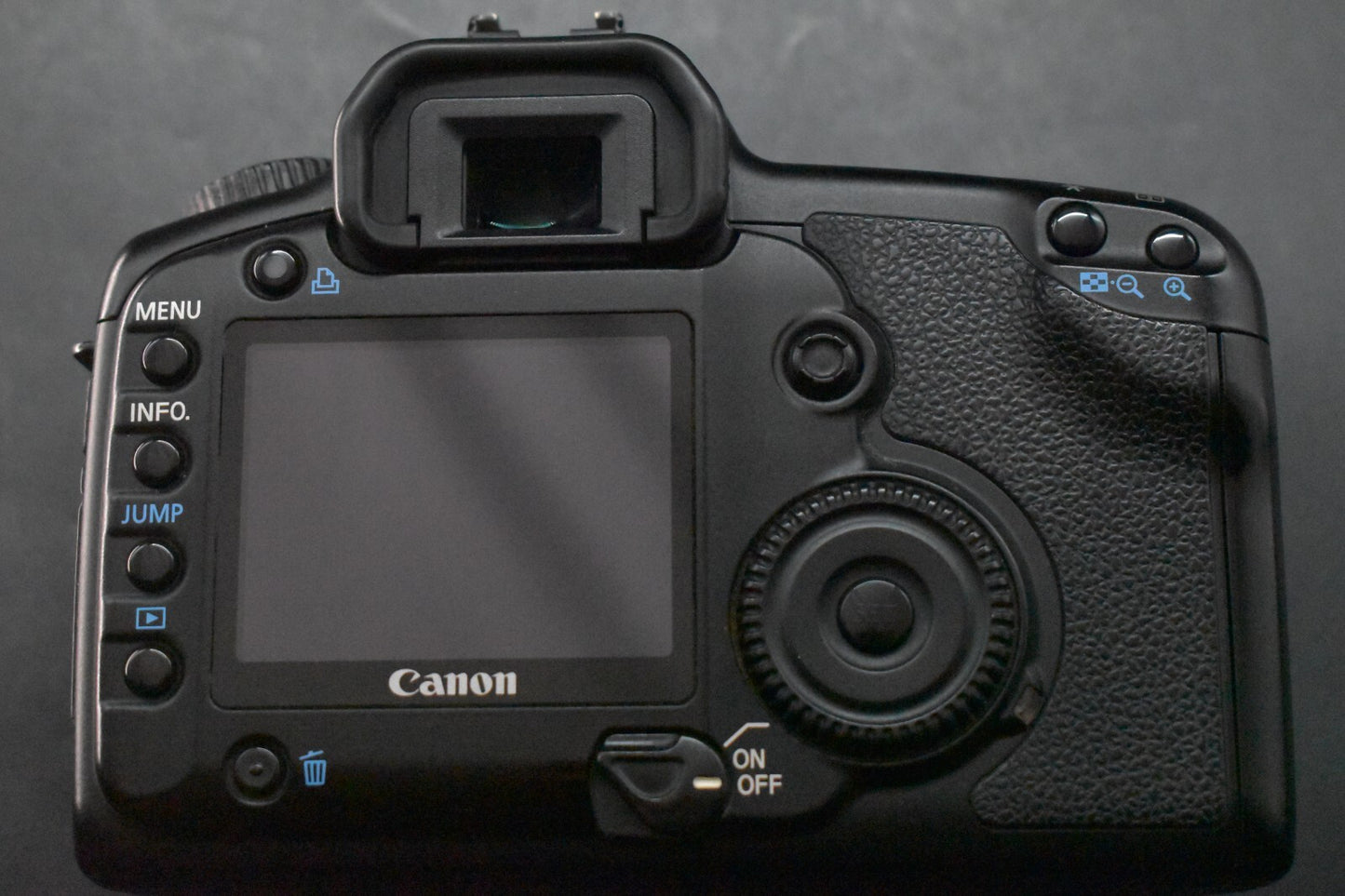 [1 Yr Warranty] Canon EOS 5D Digital SLR Full Frame Camera Body Only 6576