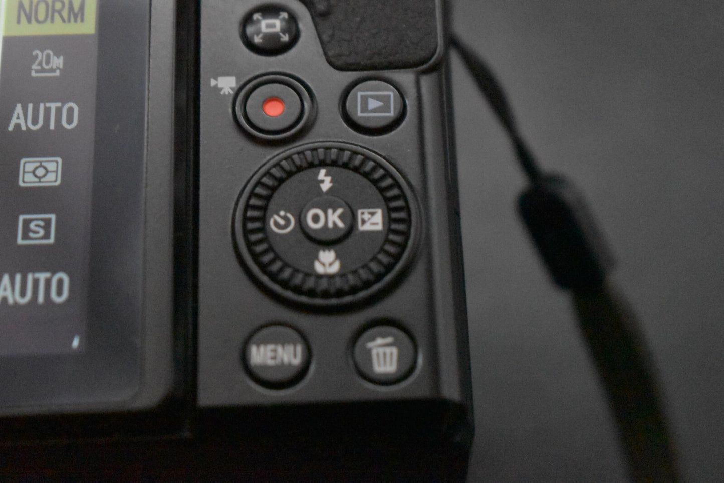 Nikon COOLPIX A900 20.3MP 35x Compact Digital Camera JAPAN [NEAR MINT] #5674