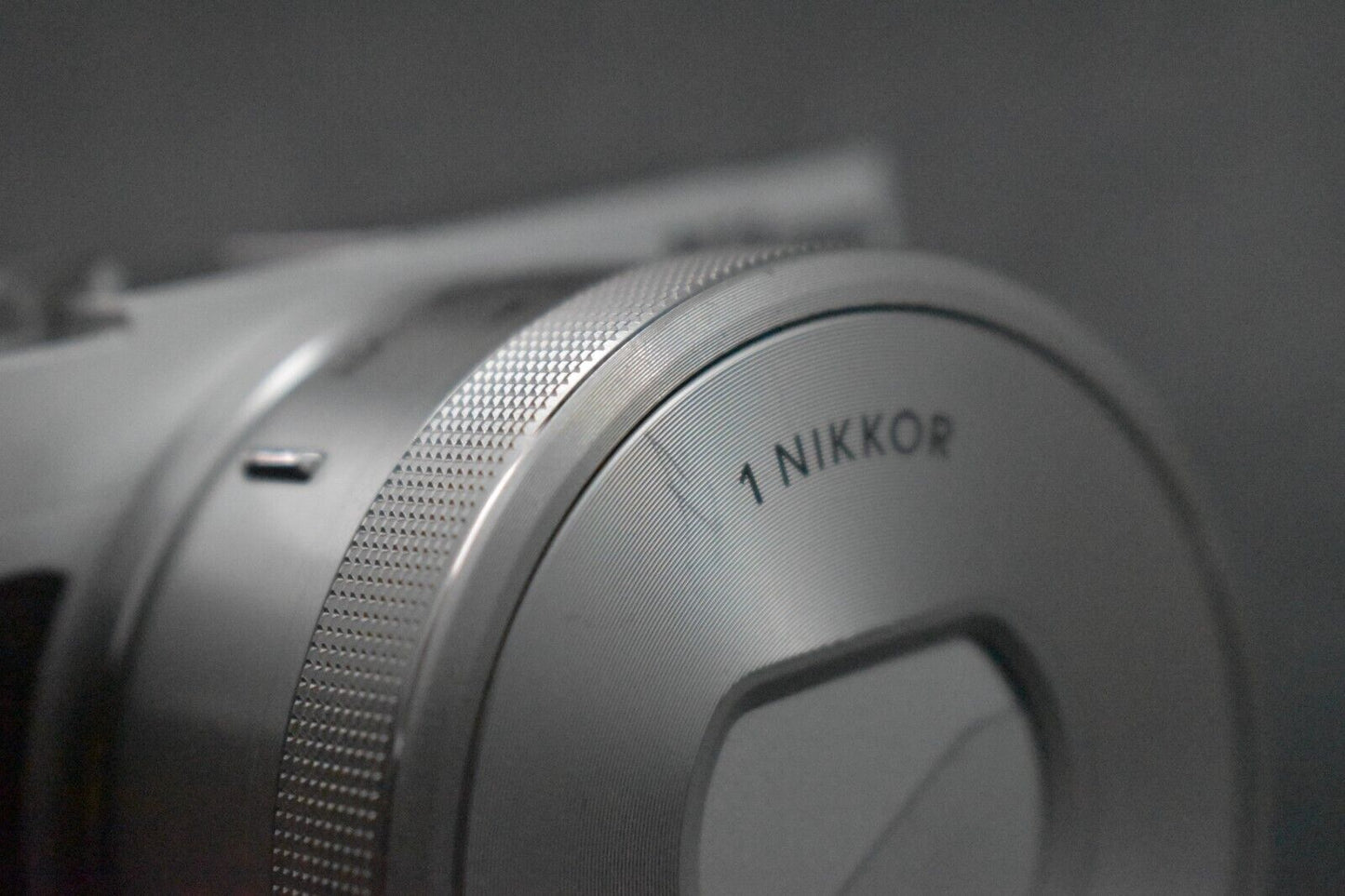 Nikon 1 J5 DSLR Mirrorless Digital Camera with Lens Silver [MINT- SC 1069] 5389