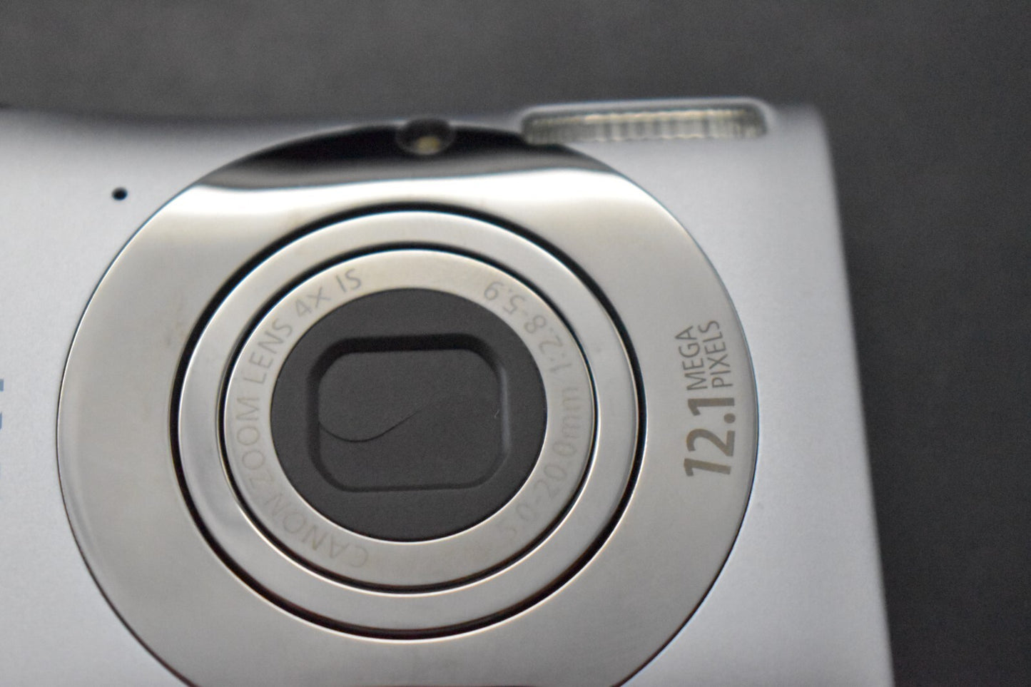 [1 Yr Warranty] Canon PowerShot IXY 200 ELPH 185 Digital Camera 8x Zoom 6039