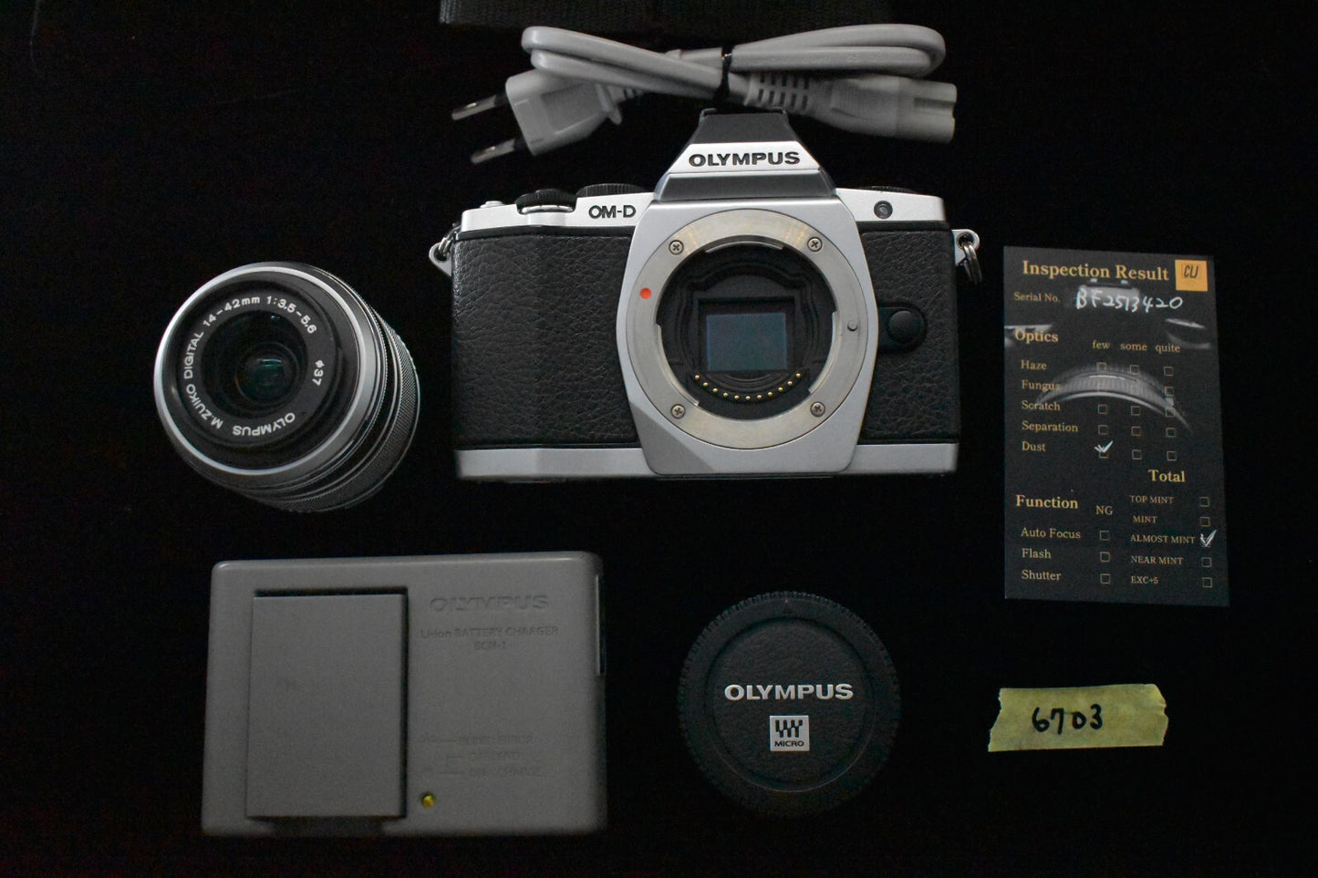 [1 Yr Warranty] Olympus OMD E-M5 Mirrorless Digital Camera with Lens Silver 6703