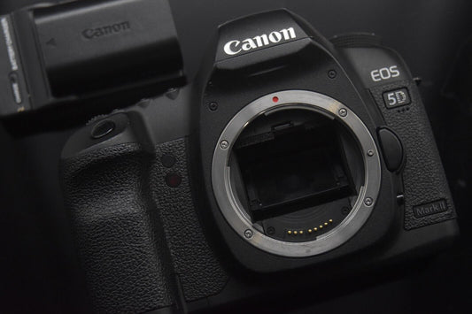 Canon EOS 5D Mark II DSLR Full Frame Video Camera Black [N MINT SC66276] 5333