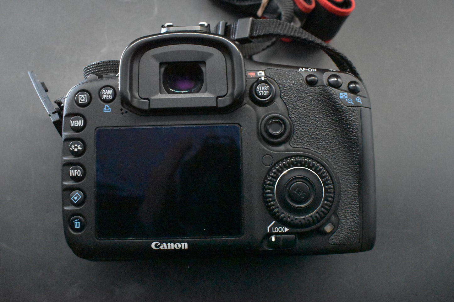 [1 Yr warranty] Canon EOS 7D DSLR Digital Professional Camera From Japan 6192