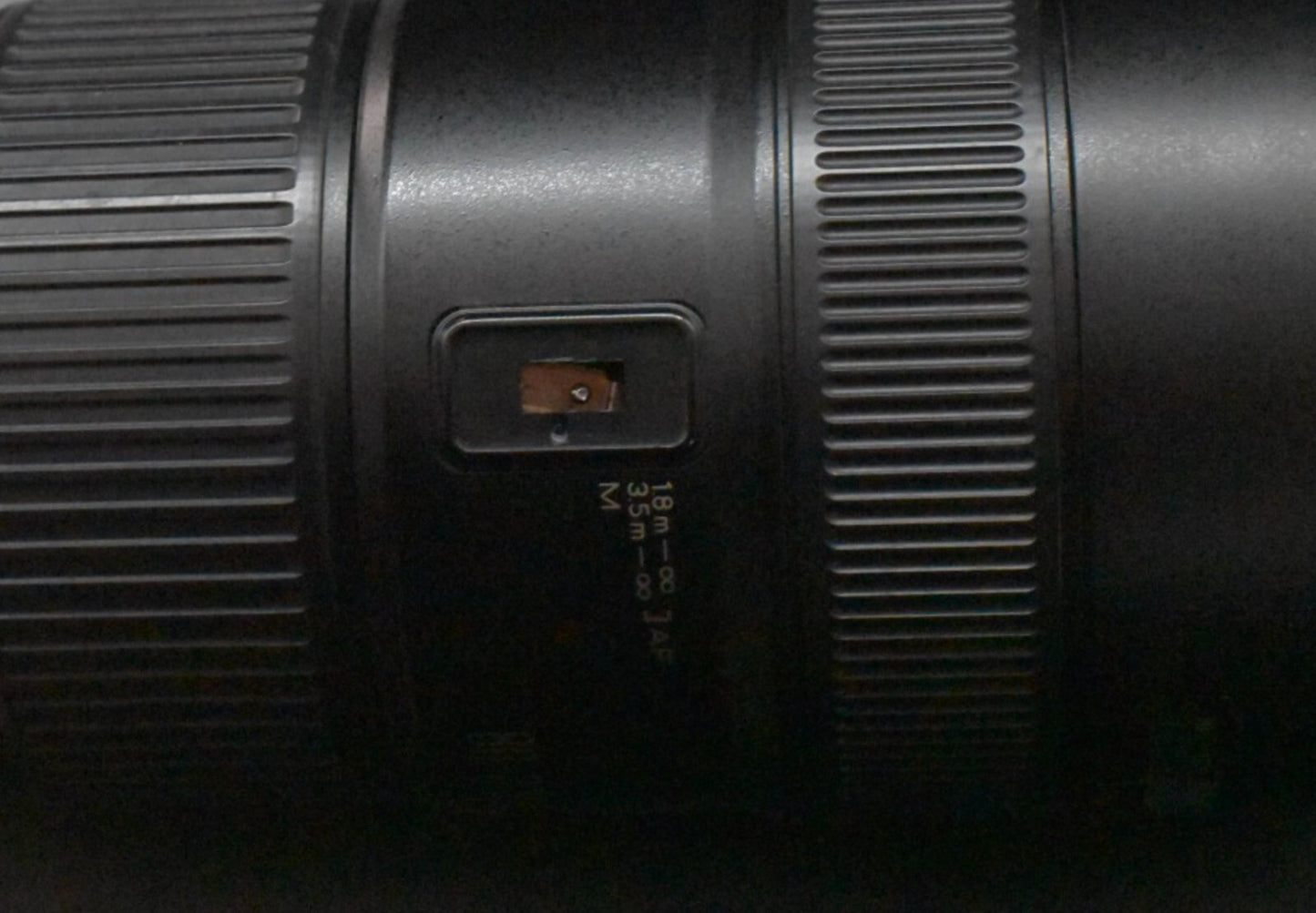 [1 Yr warranty] Canon EF 80-200mm F/2.8 L AF Zoom Telephoto Zoom Lens 6489