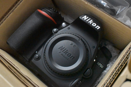 [1 Yr Warranty] Nikon D750 24.3MP DSLR Digital SLR Camera Body 6358