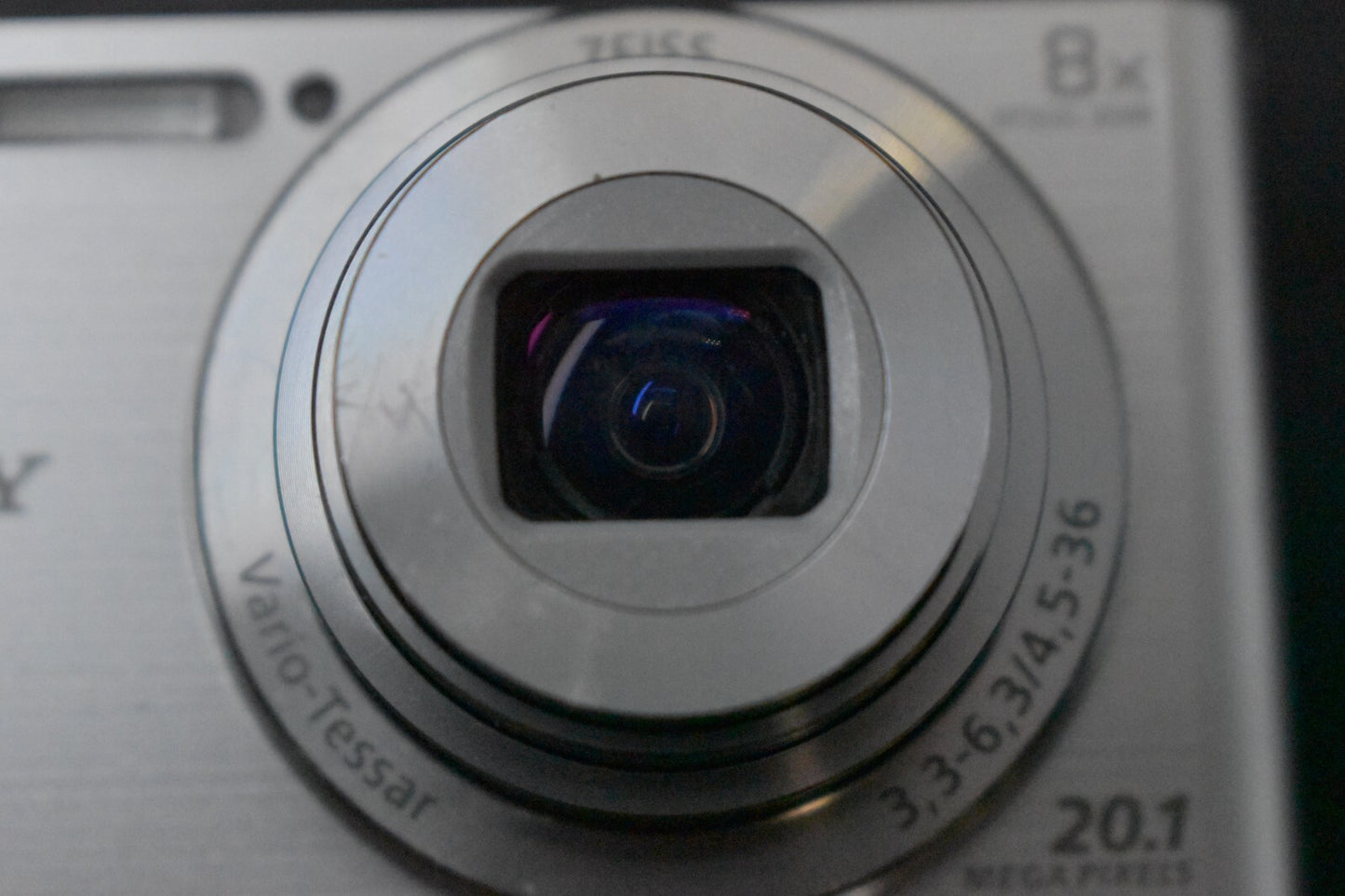 [1 Yr Warranty] Sony Cyber-Shot DSC-W830 8x zoom Digital Camera Silver 6265