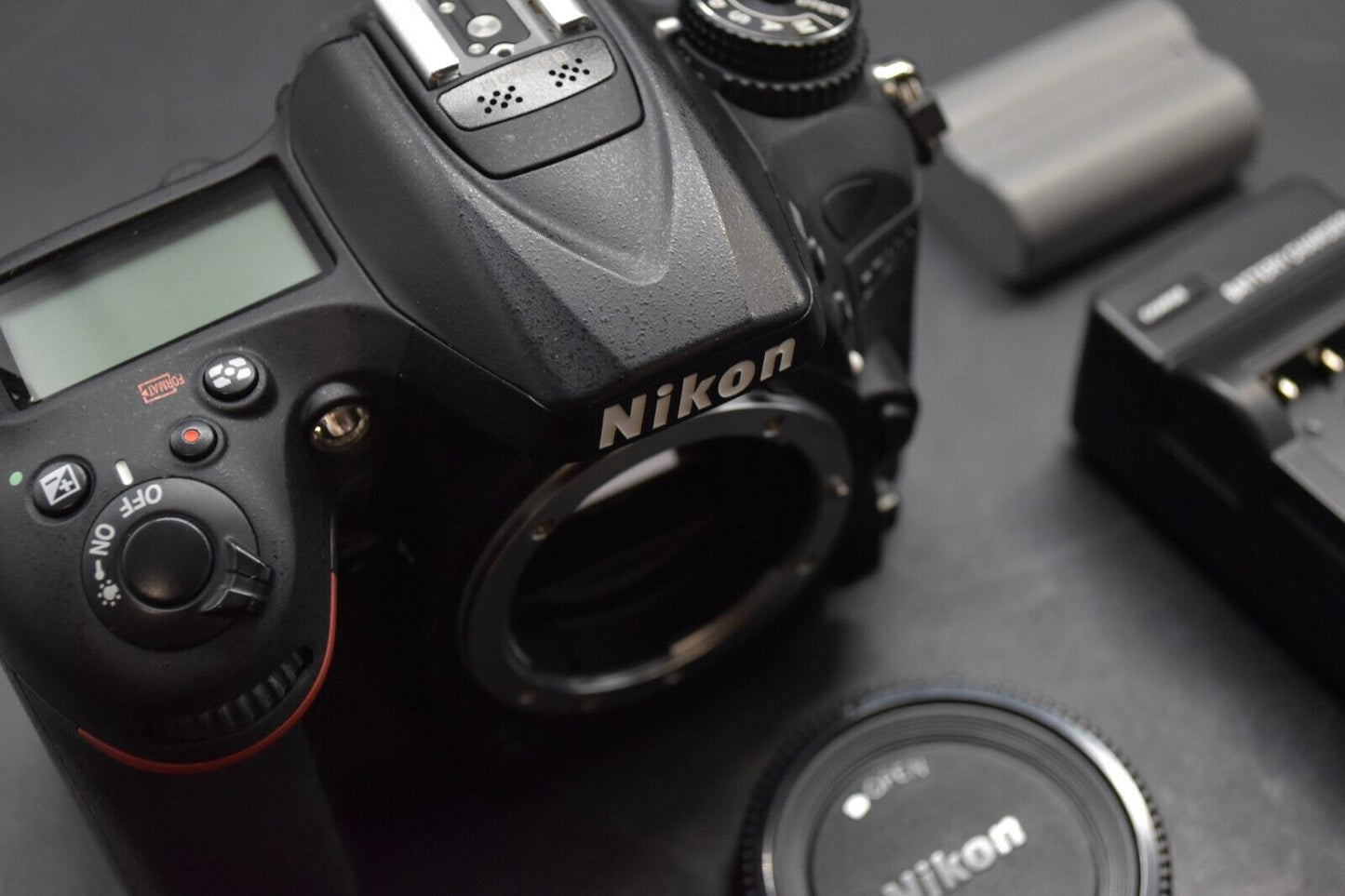 Nikon D7200 24.2MP Digital SLR Camera Body From JAPAN [ALMOST MINT SC 31%] #3607