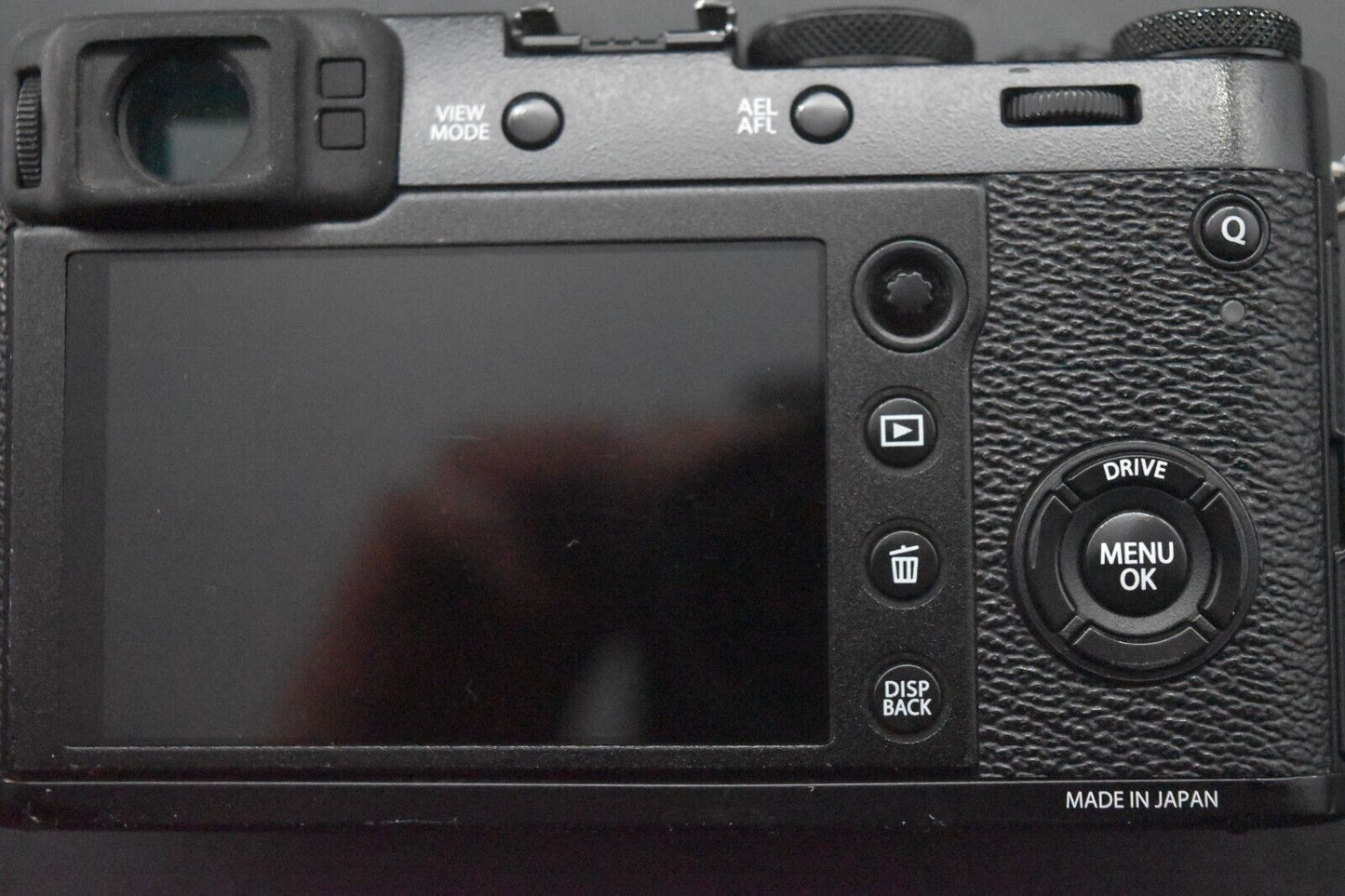[1 Yr warranty] Fujifilm X100F 24.3MP Digital Camera Black From JAPAN 5424
