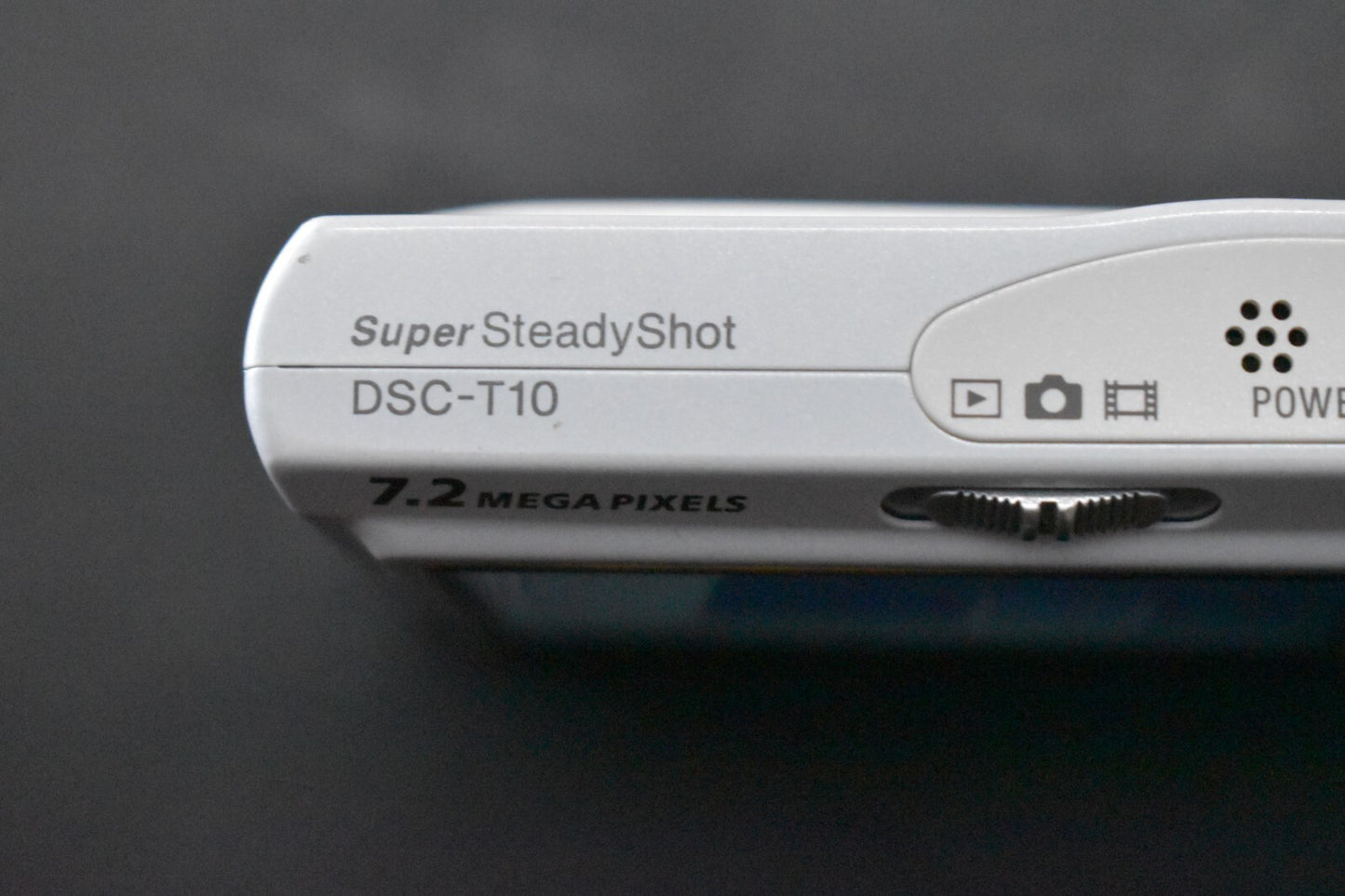 [1 Yr Warranty] SONY Cyber Shot DSC-T10 White Compact Digital Camera 6278