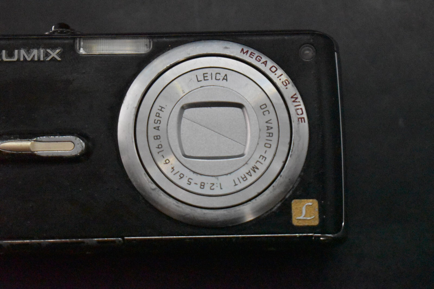 [1 Yr Warranty] Panasonic Lumix DMC-FX07 Compact Digital Camera Black 6411