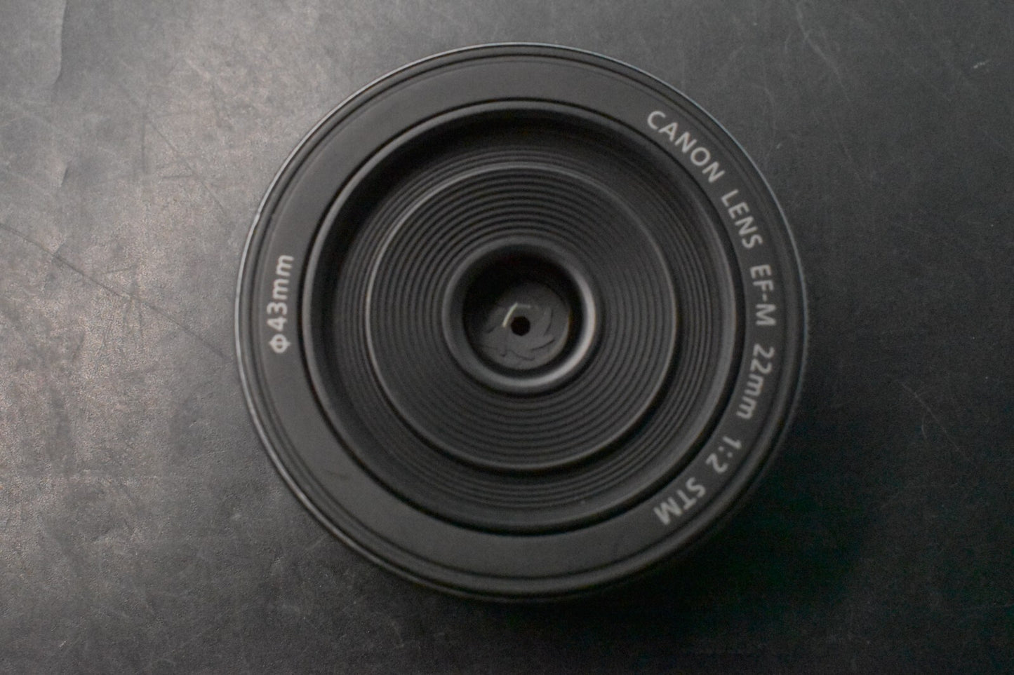 [1 año de garantía] Lente Canon EF-M 22mm f/2 STM para EOS M EF-M Mount Silve...