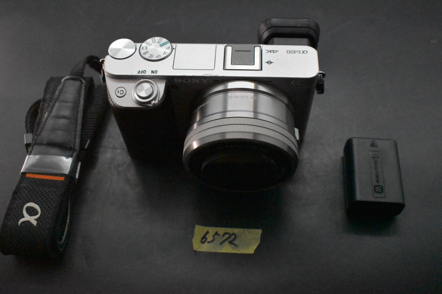 [1 Yr Warranty] Sony Alpha A6400 Mirrorless Digital Camera with lens Black 6572