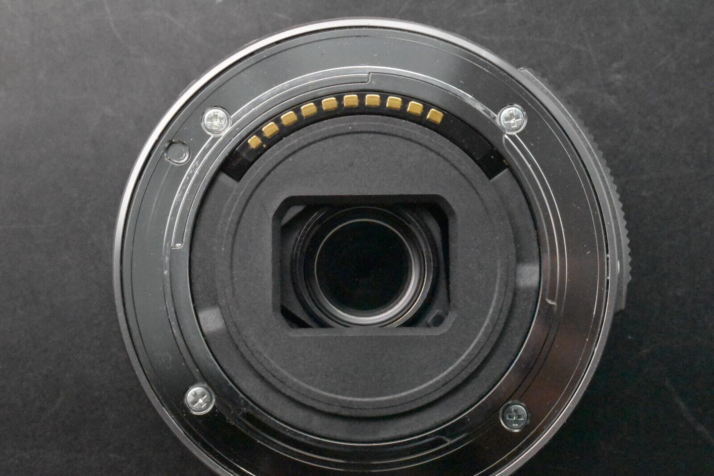 Sony Alpha a5100 Mirrorless White w/E 16-50mm Lens [Casi COMO NUEVO- SC...