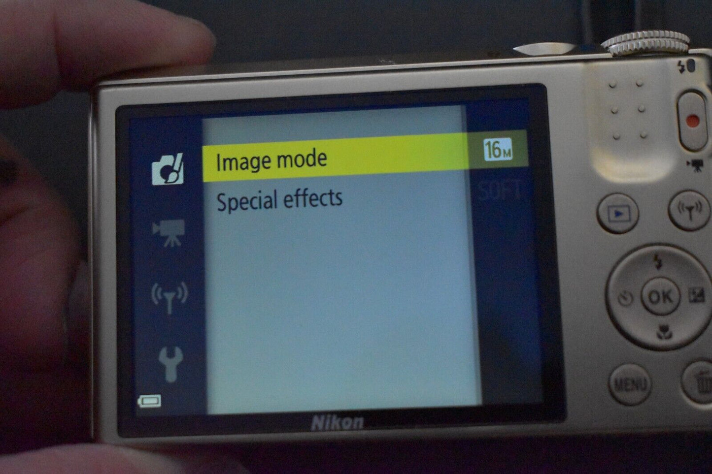 [1 Yr warranty] Nikon COOLPIX S7000 Gold 16.0MP 20x Compact Digital Camera 5456