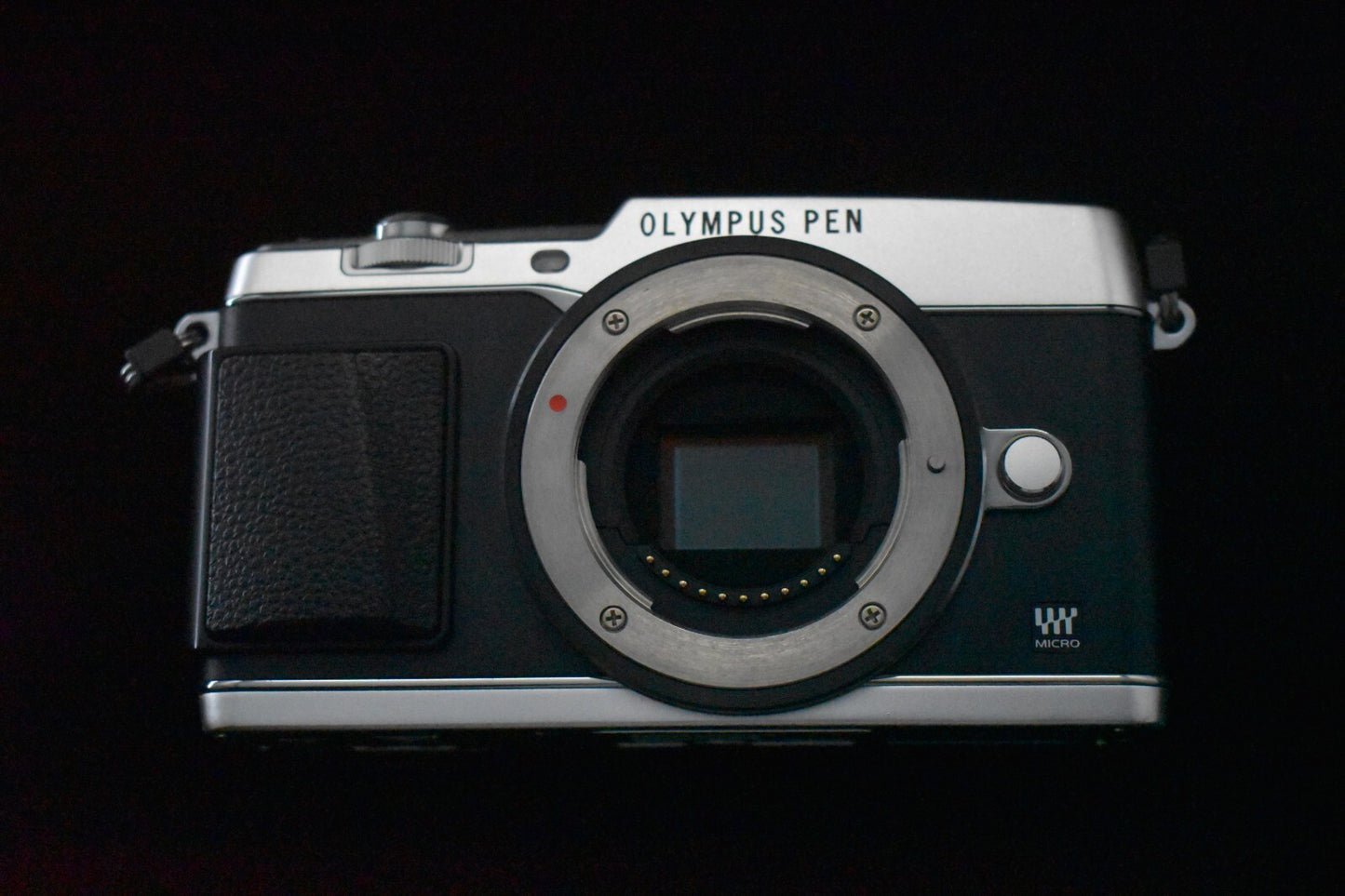 [1 Yr Warranty] Olympus PEN E-P5 Silver Body Wifi Digital Camera Japan 6794