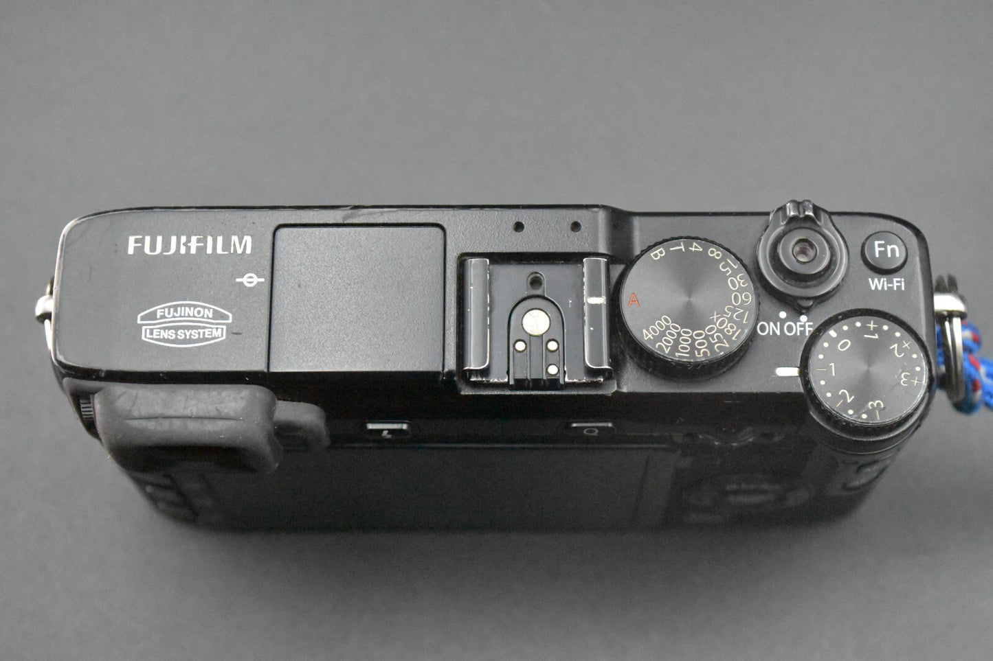 [1 Yr warranty] Fujifilm Fuji X-E2 16.3MP Mirrorless Digital Camera Black 6049