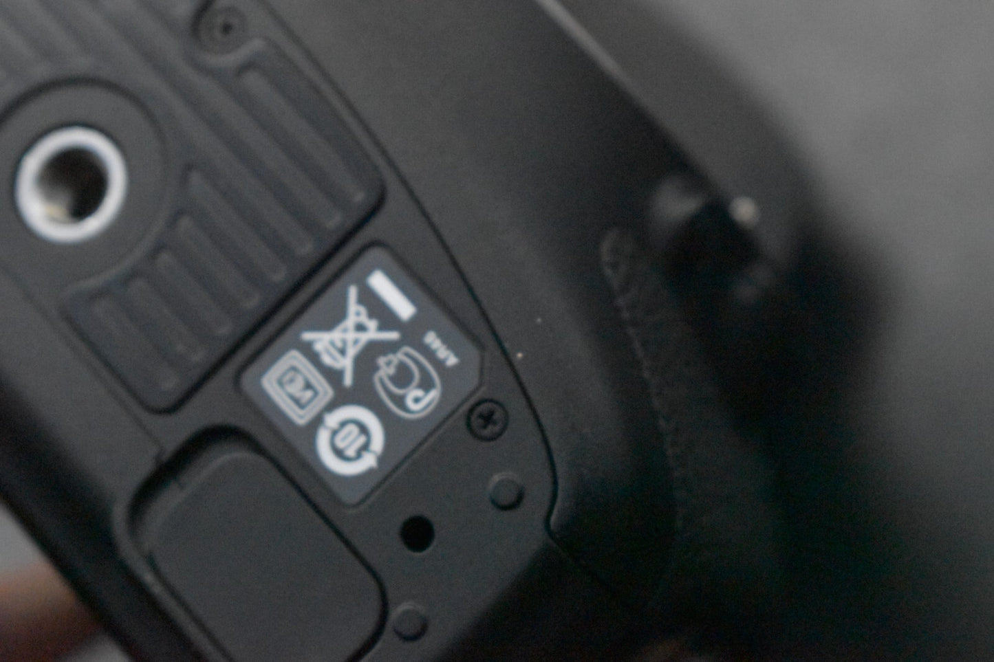 [1 Yr warranty] Canon EOS 7D DSLR Digital Professional Camera From Japan 6192