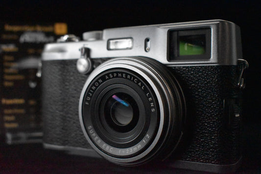 [1 Yr Warranty] Fujifilm X100 FinePix X Series 12.3MP Silver Digital Camera 6531
