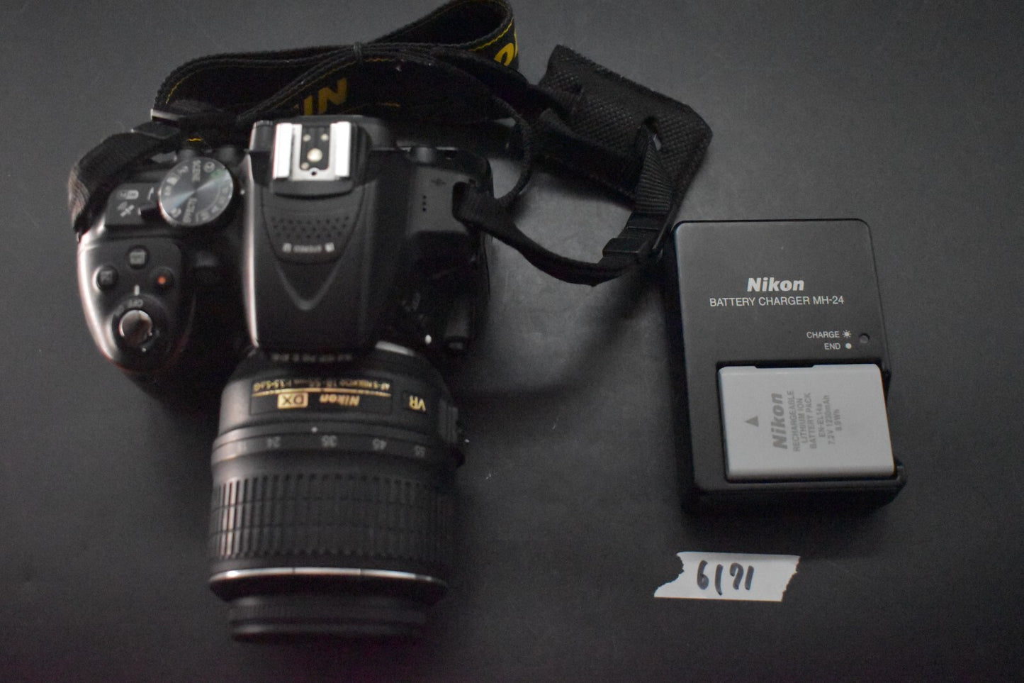 [1 Yr warranty] Nikon D5300 24.2 MP DSLR Digital Video Camera with Lens 6171