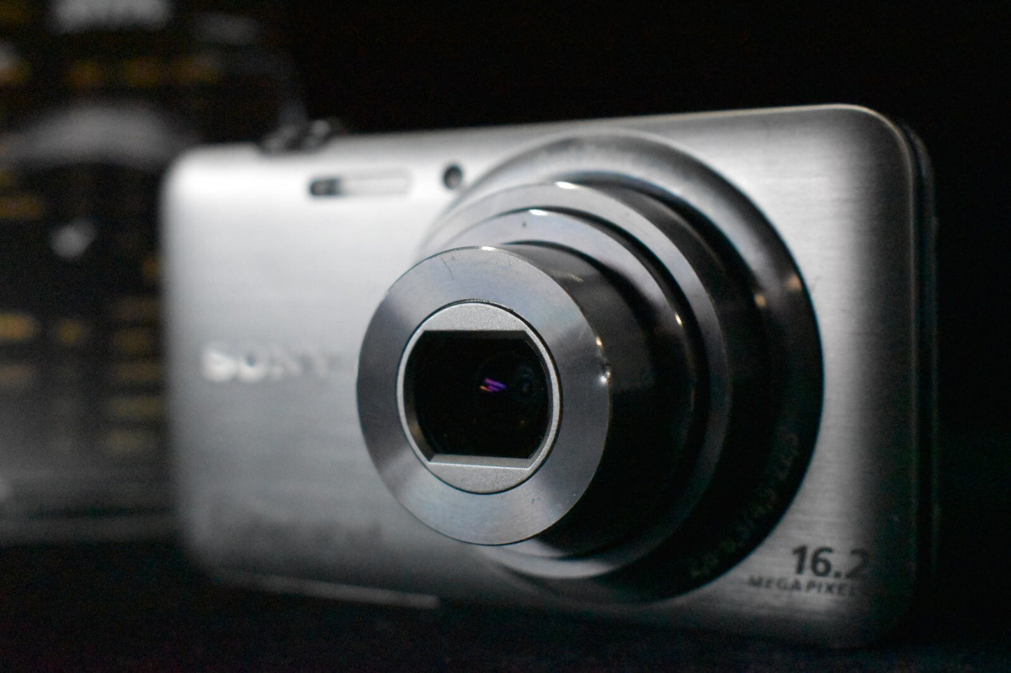 [1 Yr Warranty] Sony Cyber Shot DSC-WX7 Silver Digital Camera Compact 6528
