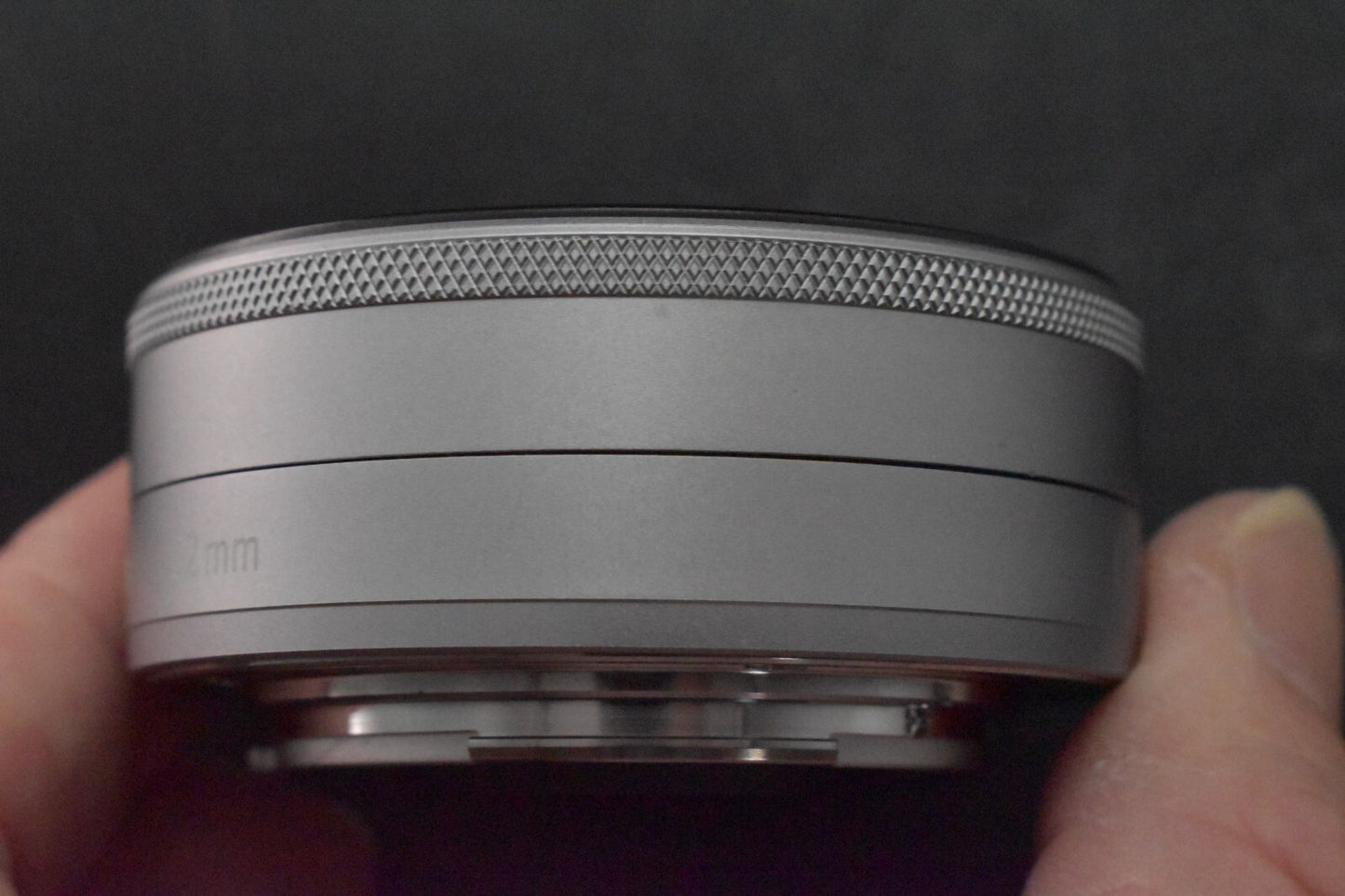 [1 Yr Warranty] Canon EF-M 22mm f/2 STM Lens for EOS M EF-M Mount Silver 6520
