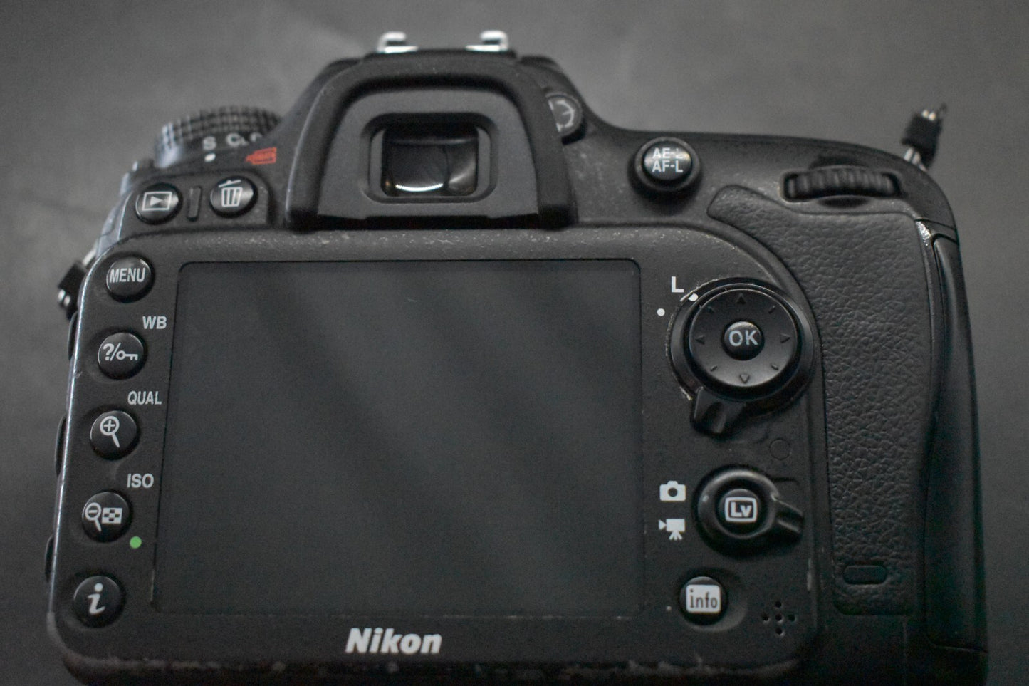 [1 Yr Warranty] Nikon D7100 24.1MP Digital SLR Camera Black Body  6635