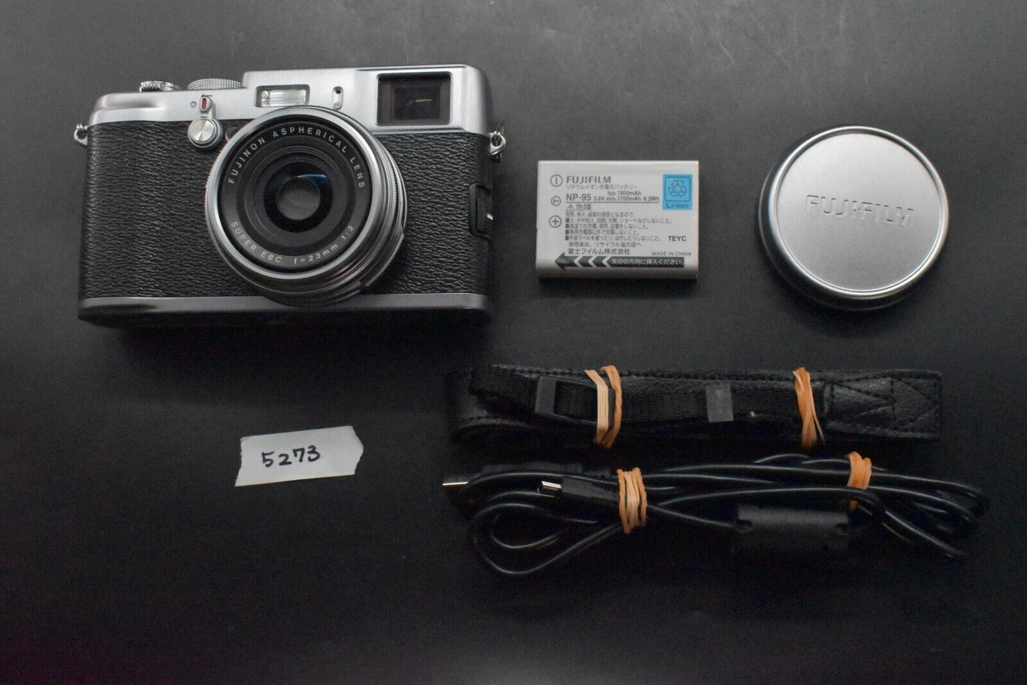 Fujifilm FinePix X Series X100 12.3MP Silver Digital Camera JAPAN [MINT- ] 5273