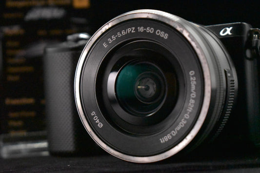 [1 Yr warranty] Sony Alpha a5000 Mirrorless Digital Camera with Lens Black 6500