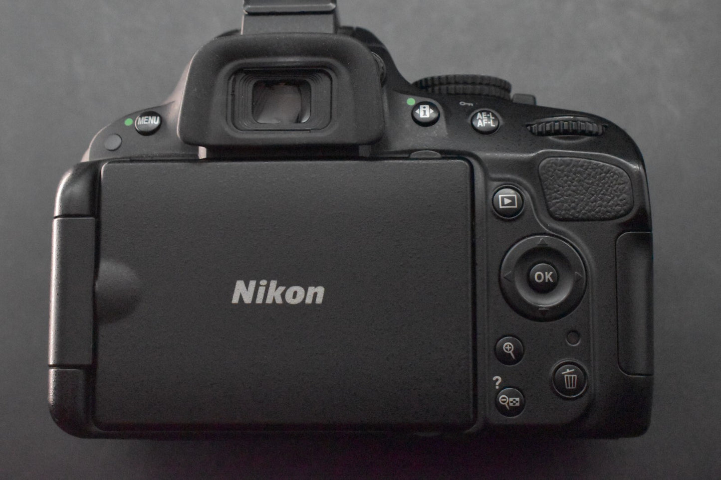 [1 Yr Warranty] Nikon D5100 16.2MP DSLR Digital Professional Camera w/ Lens 6333