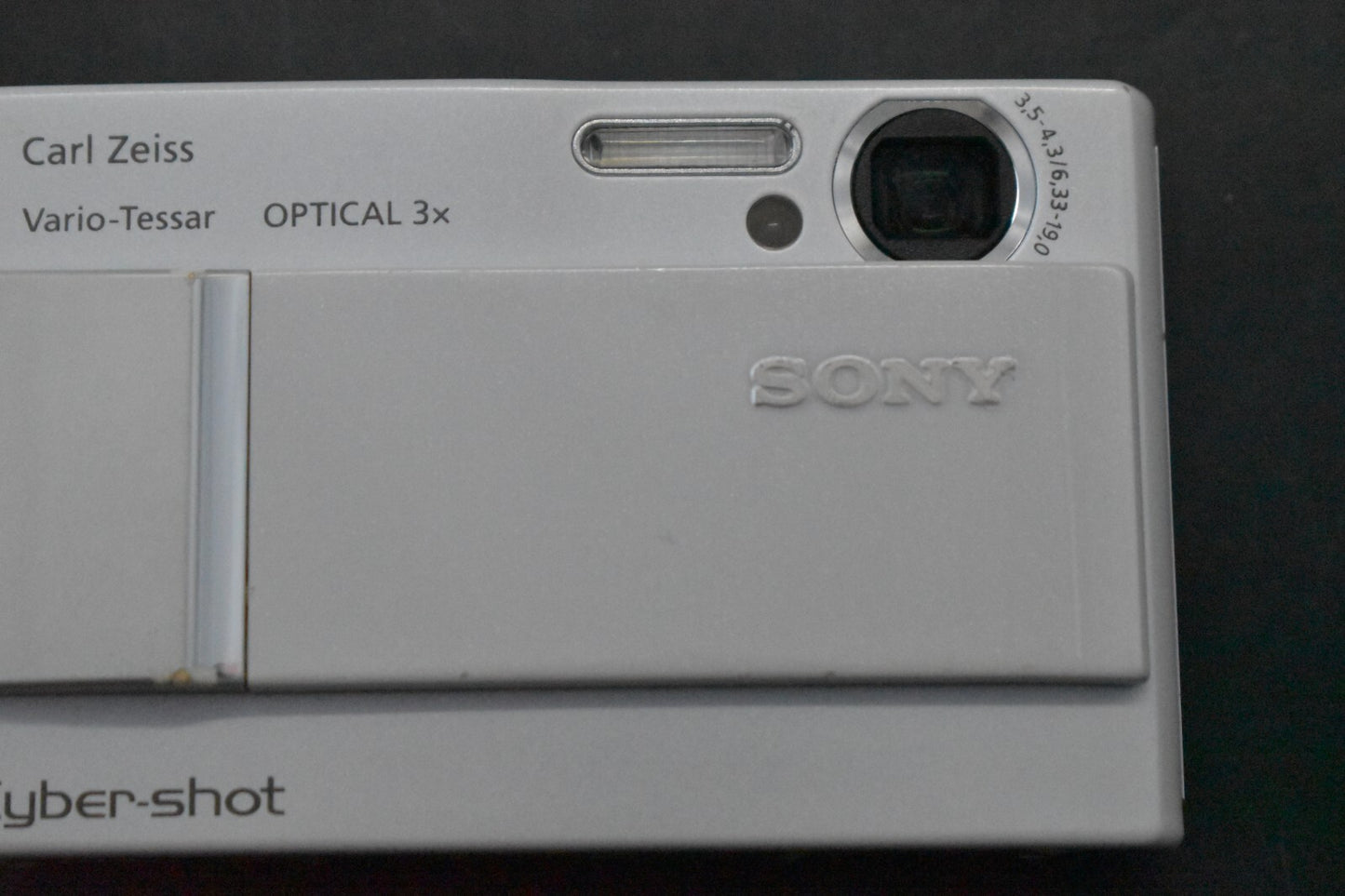 [1 Yr Warranty] SONY Cyber Shot DSC-T10 White Compact Digital Camera 6278