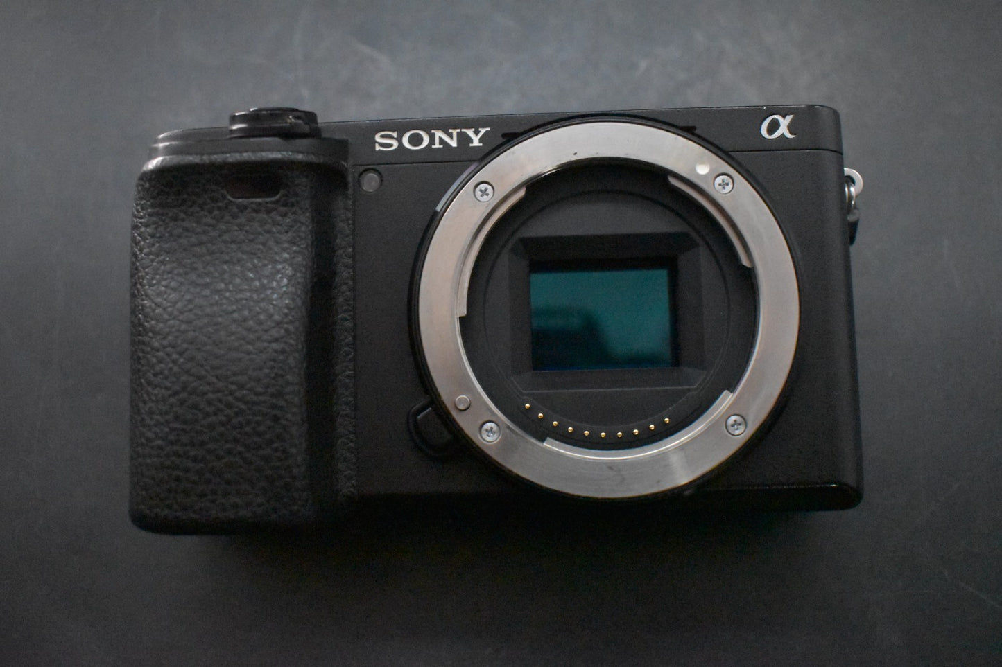 [1 Yr Warranty] Sony A6400 Mirrorless Digital Camera with lens Black 6667 6674