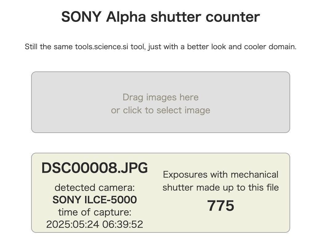 [1 Yr warranty] Sony Alpha a5000 Mirrorless Digital Camera with Lens Silver 6601