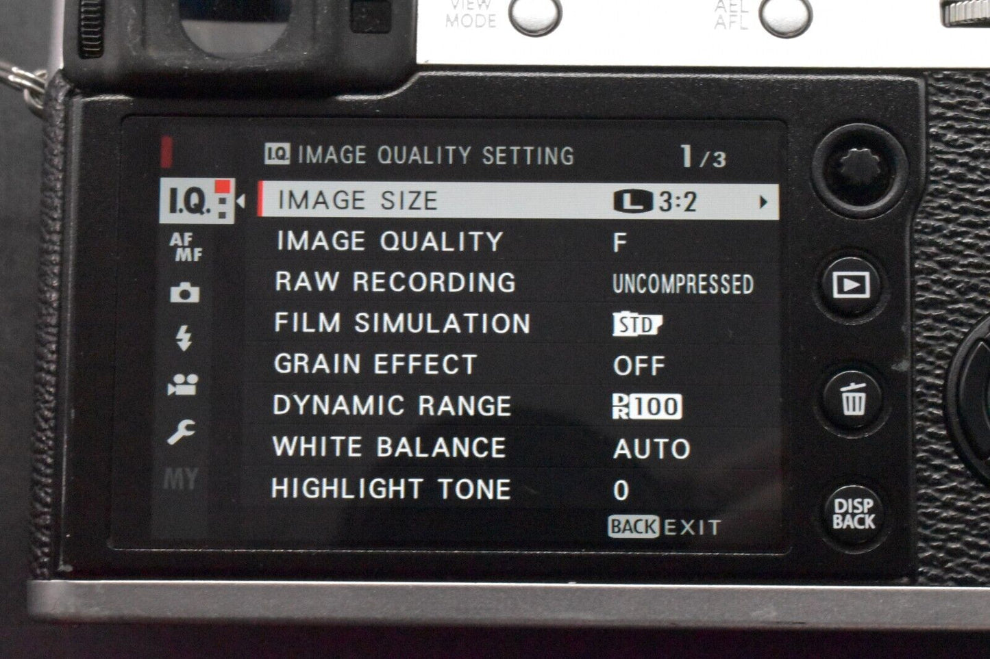 Fujifilm X100F Digital Point and Shoot Camera Silver [N MINT SC 19165] 5258