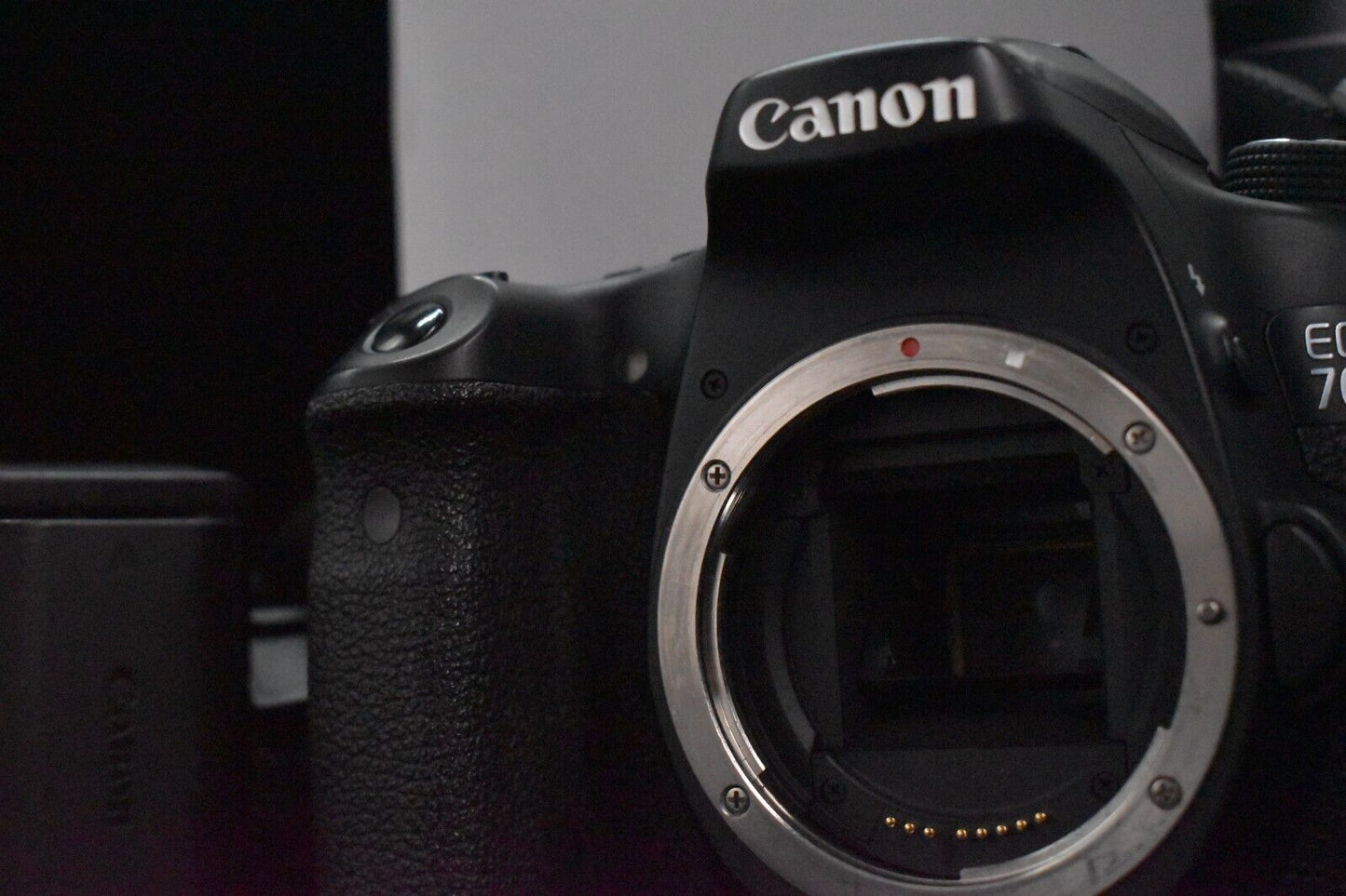 2 Lenses! Canon Eos Kiss X7 18-55mm & 55-250mm DSLR Camera Black From Japan 4651