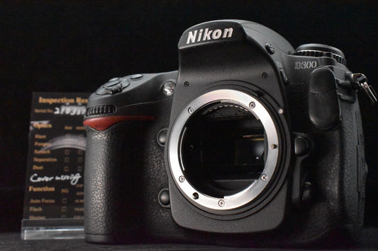 [1 Yr Warranty] Nikon D300 12.3MP Digital SLR Camera Body From Japan 6329