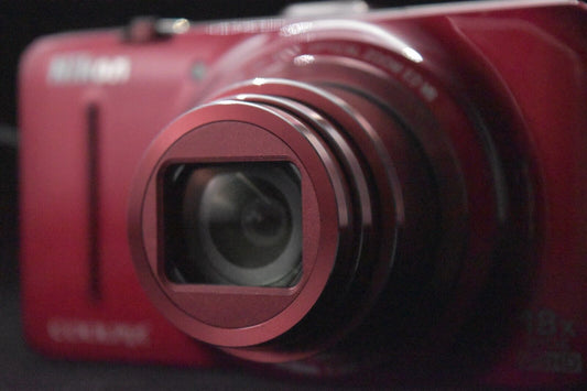 Nikon Coolpix S9300 Red 16.0MP Digital Camera From JAPAN [MINT] #5391