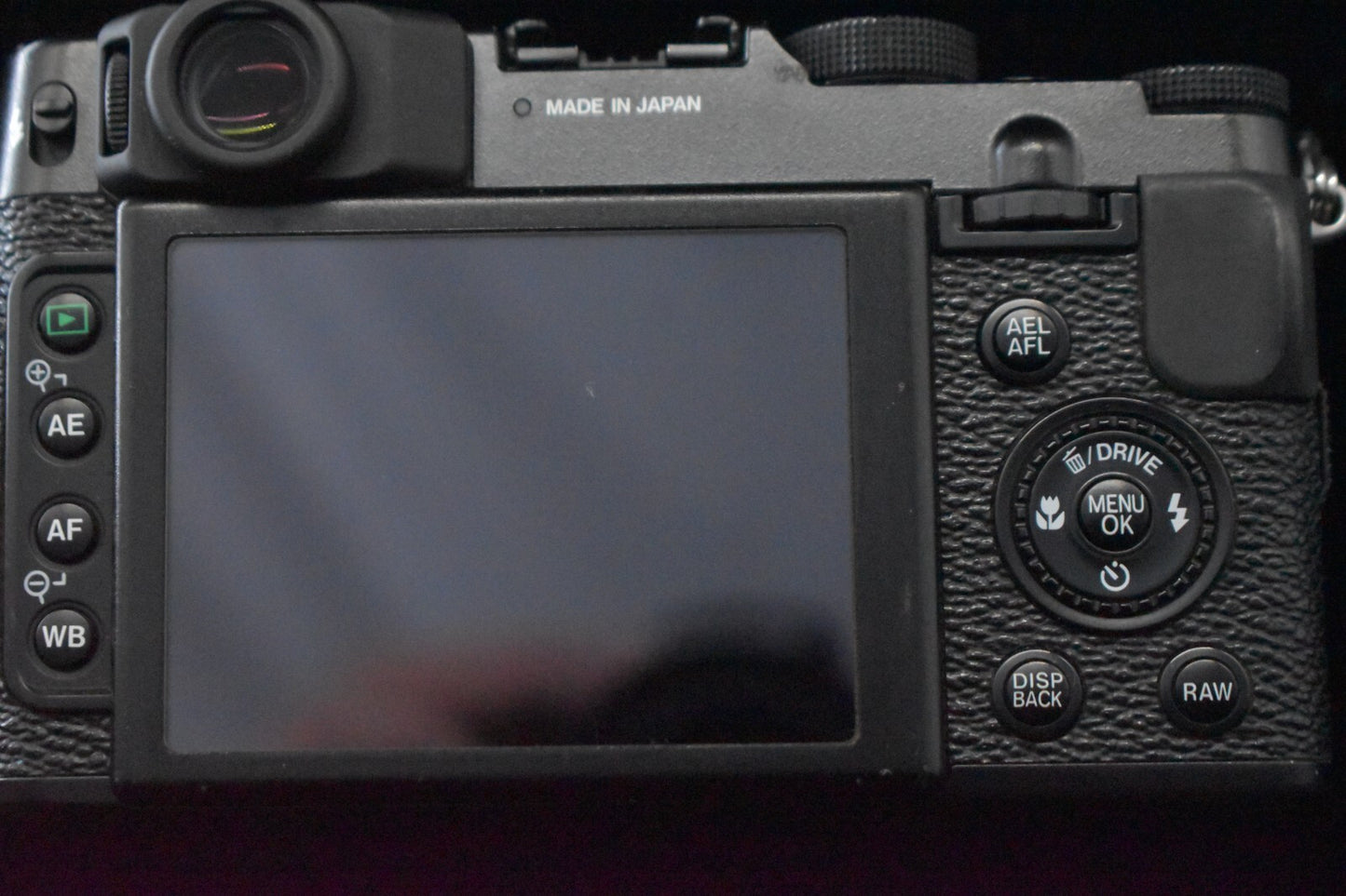 [1 Yr Warranty] Fujifilm X10 Black pPoint and Shoot Compact Digital Camera 6676