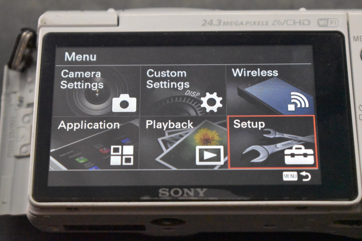 [1 Yr Warranty] Sony Alpha a5100 Mirrorless Digital Camera with Lens White 6514