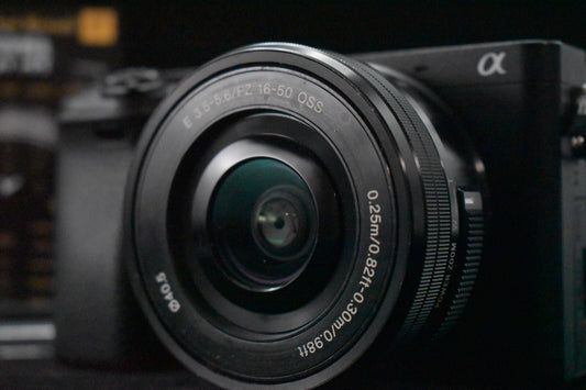 [1 Yr Warranty] Sony Alpha a6300 Mirrorless Digital Camera E 16-50mm Black 6778