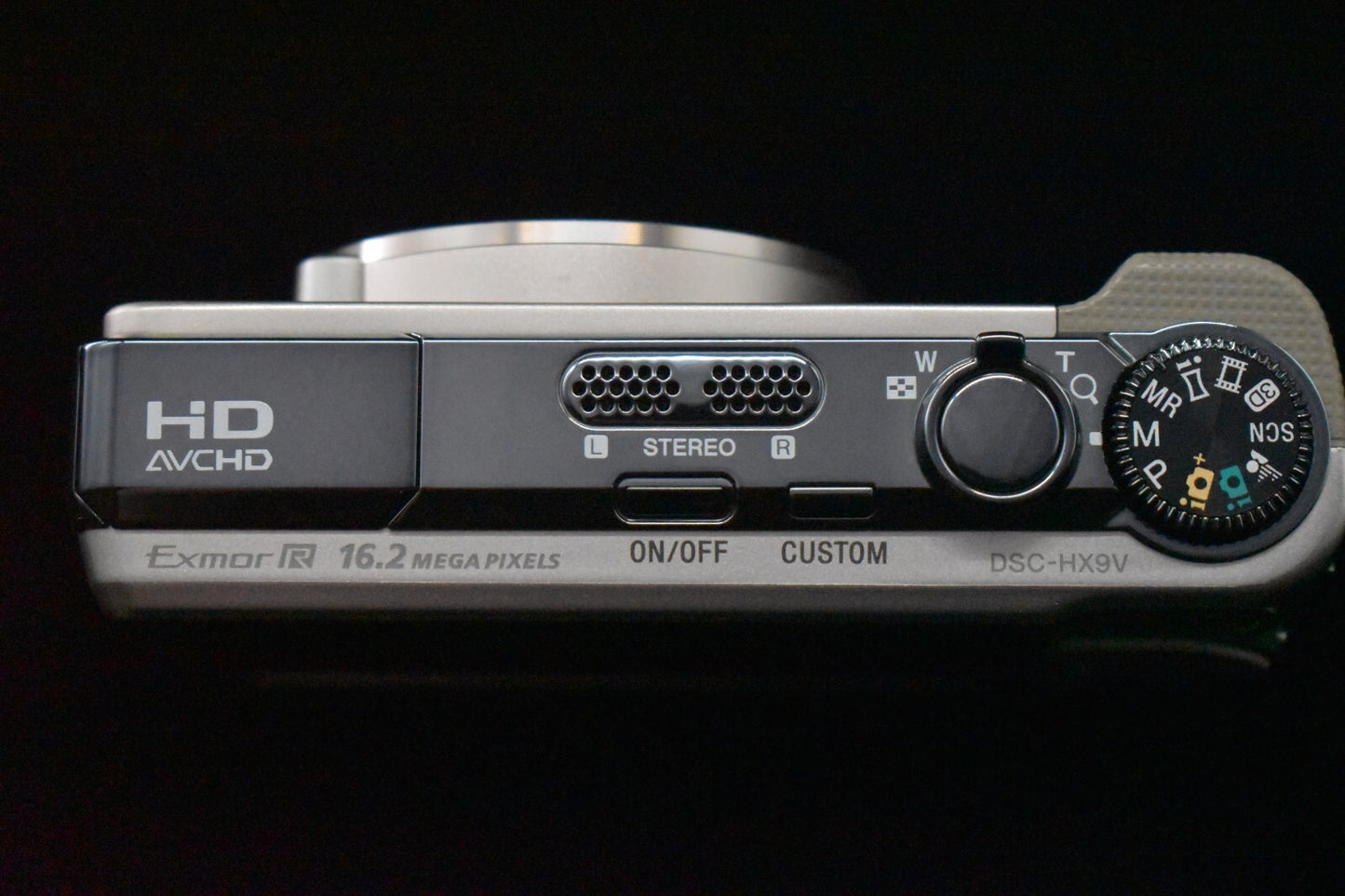 [1 Yr Warranty] Sony Cyber-shot DSC-HX9V Gold Digital Camera From Japan 6810