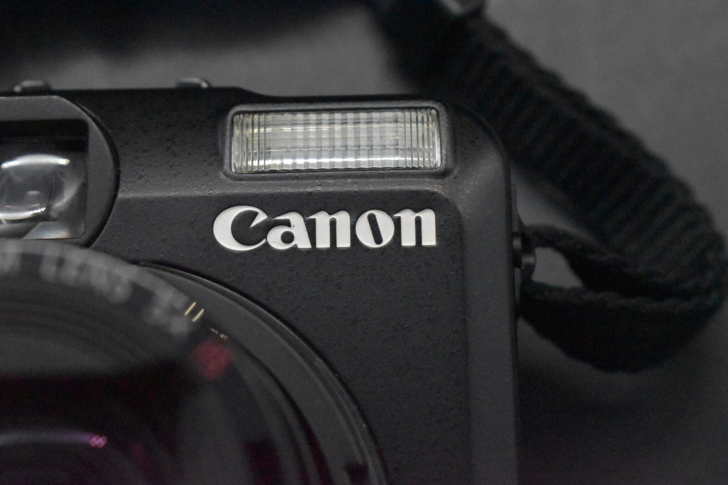 [1 Yr warranty] Canon PowerShot G10 Point and Shoot Digital Compact Camera 6415