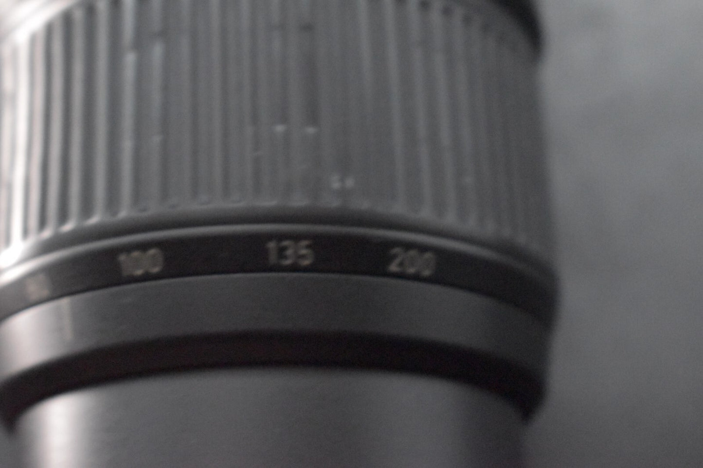 [1 Yr warranty] Canon EF 80-200mm F/2.8 L AF Zoom Telephoto Zoom Lens 6315