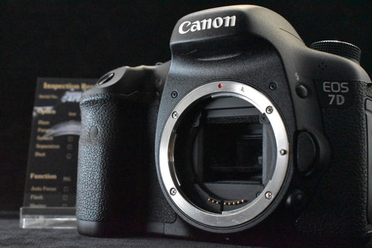 [1 Yr warranty] Canon EOS 7D DSLR Digital Professional Camera From Japan 6286