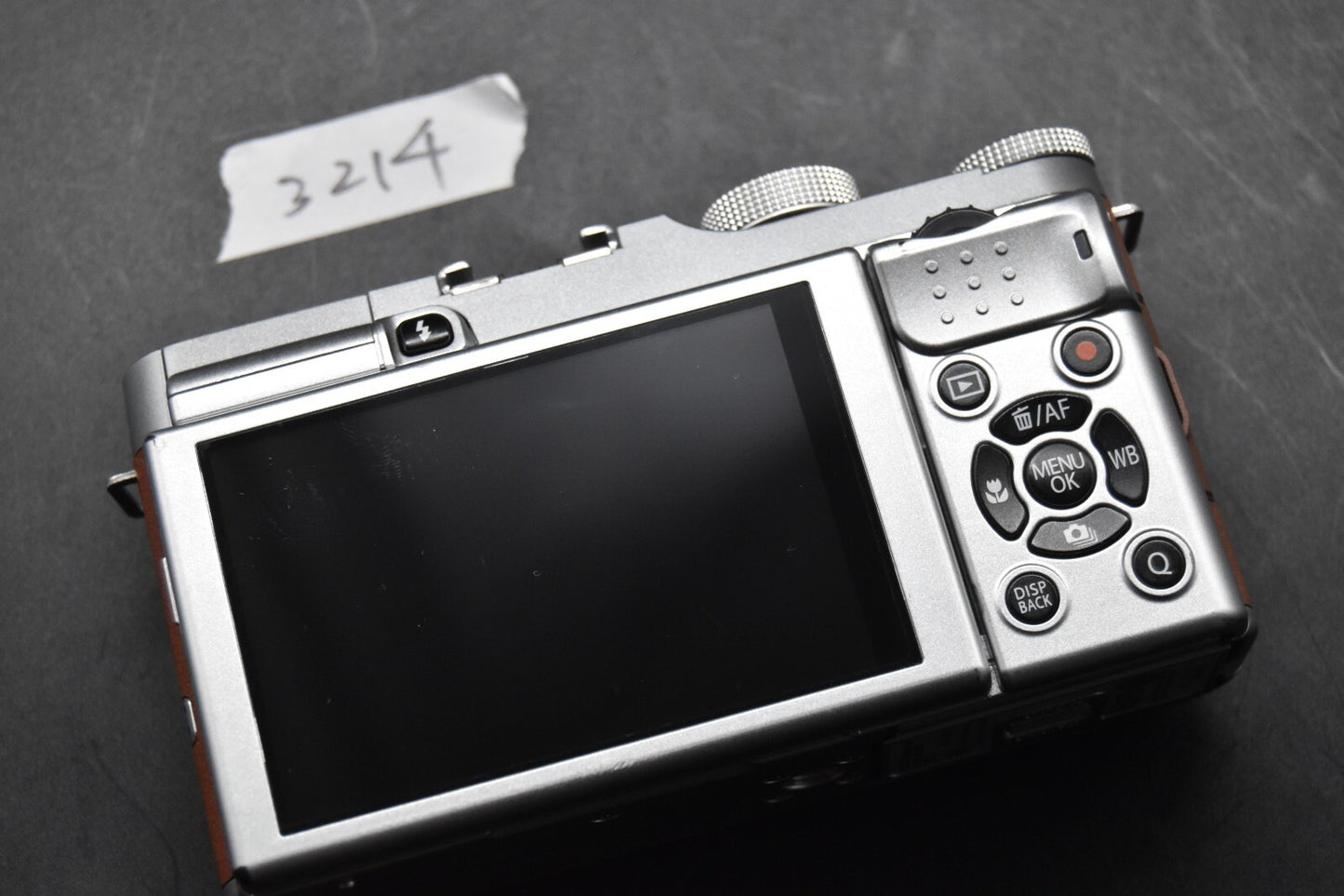 FUJIFILM X-M1 16.3MP Digital Camera Brown Body From JAPAN【ALMOST MINT】3214