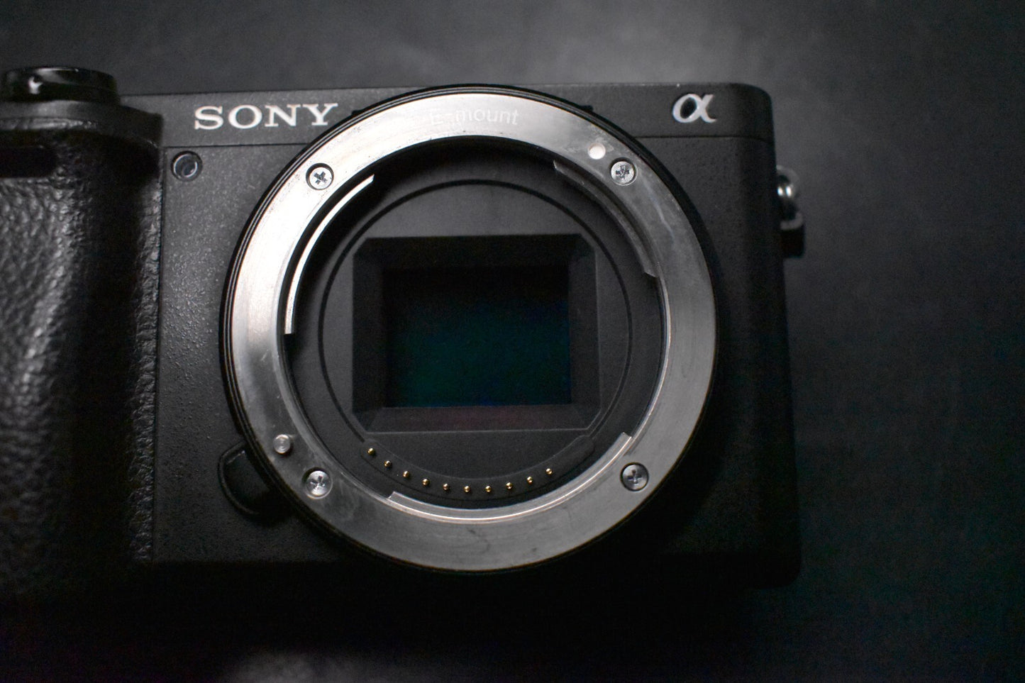 [1 Yr Warranty] Sony A6400 Mirrorless Digital Camera with lens Black 6667 6674