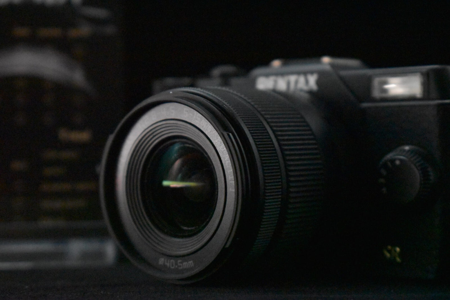 [1 Yr Warranty] Pentax Q7 Black Digital Mirrorless camera with 5-15mm Lens 6418