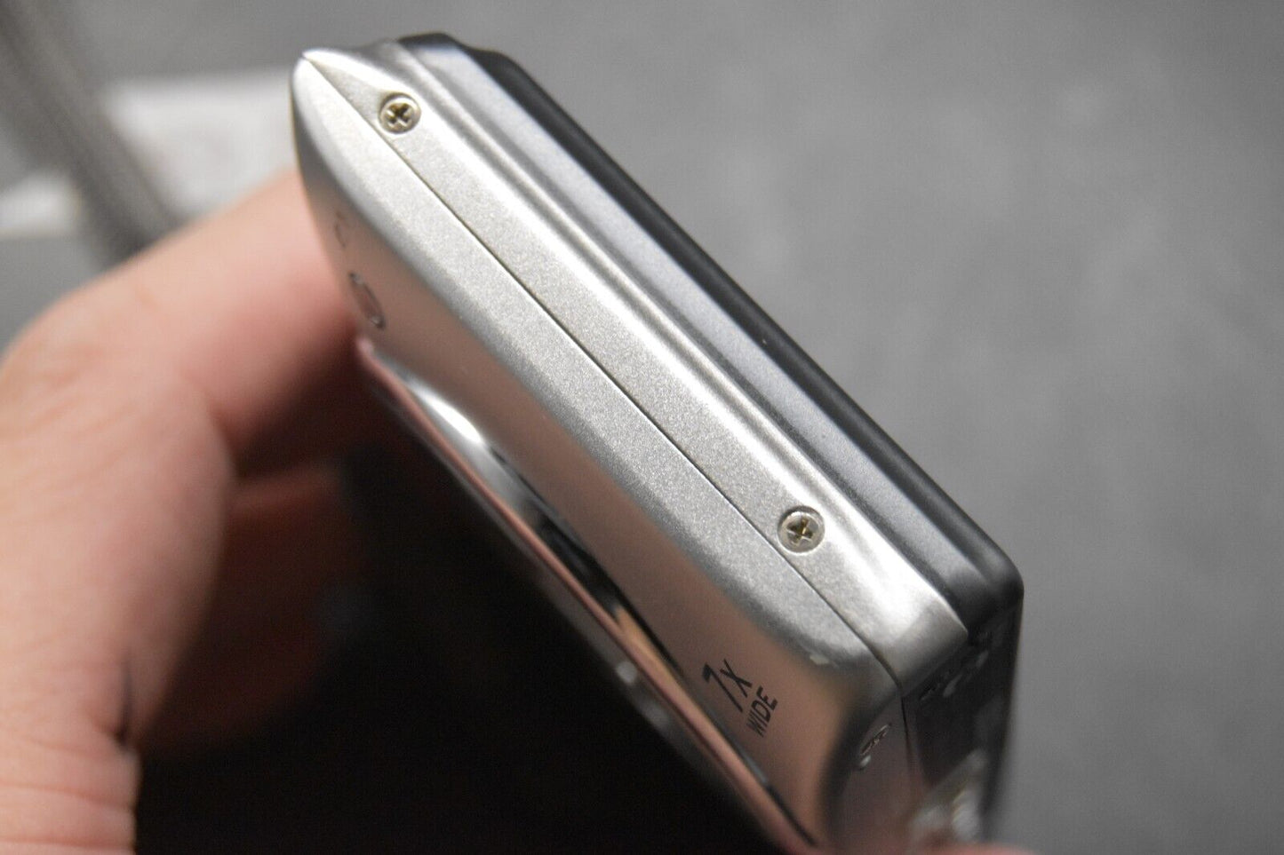 Nikon COOLPIX S3500 Silver 20.0MP Compact Digital Camera From JAPAN 【MINT-】3253