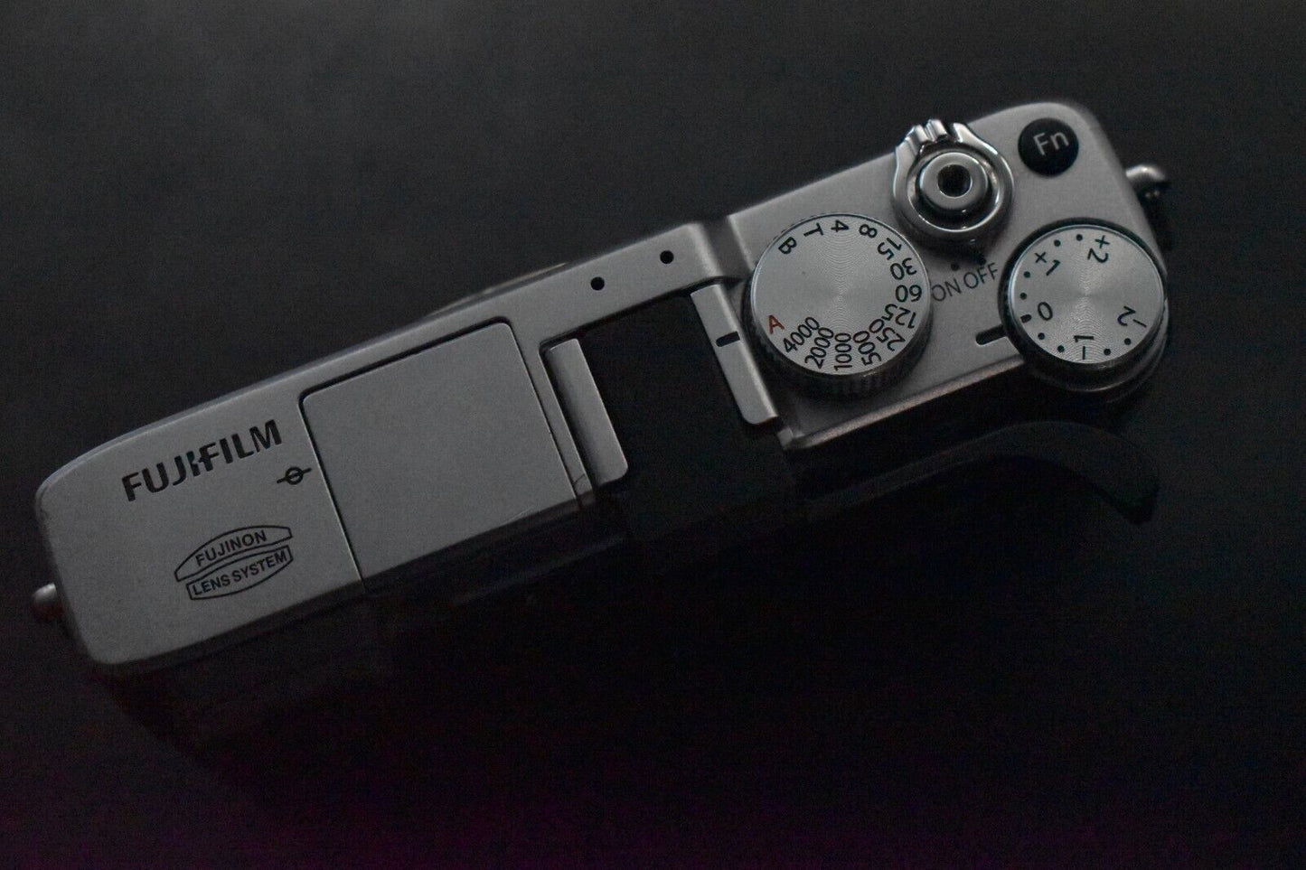 Fujifilm X Series X-E1 16.3MP Digital SLR Camera Body JAPAN [NEAR MINT] 5469