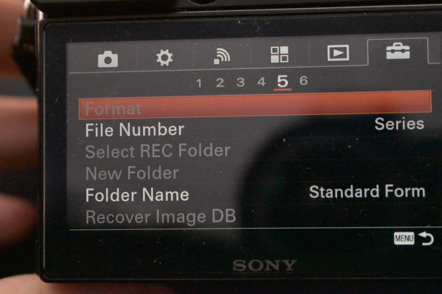 [1 anno di garanzia] Fotocamera digitale mirrorless Sony alpha a6000 con...