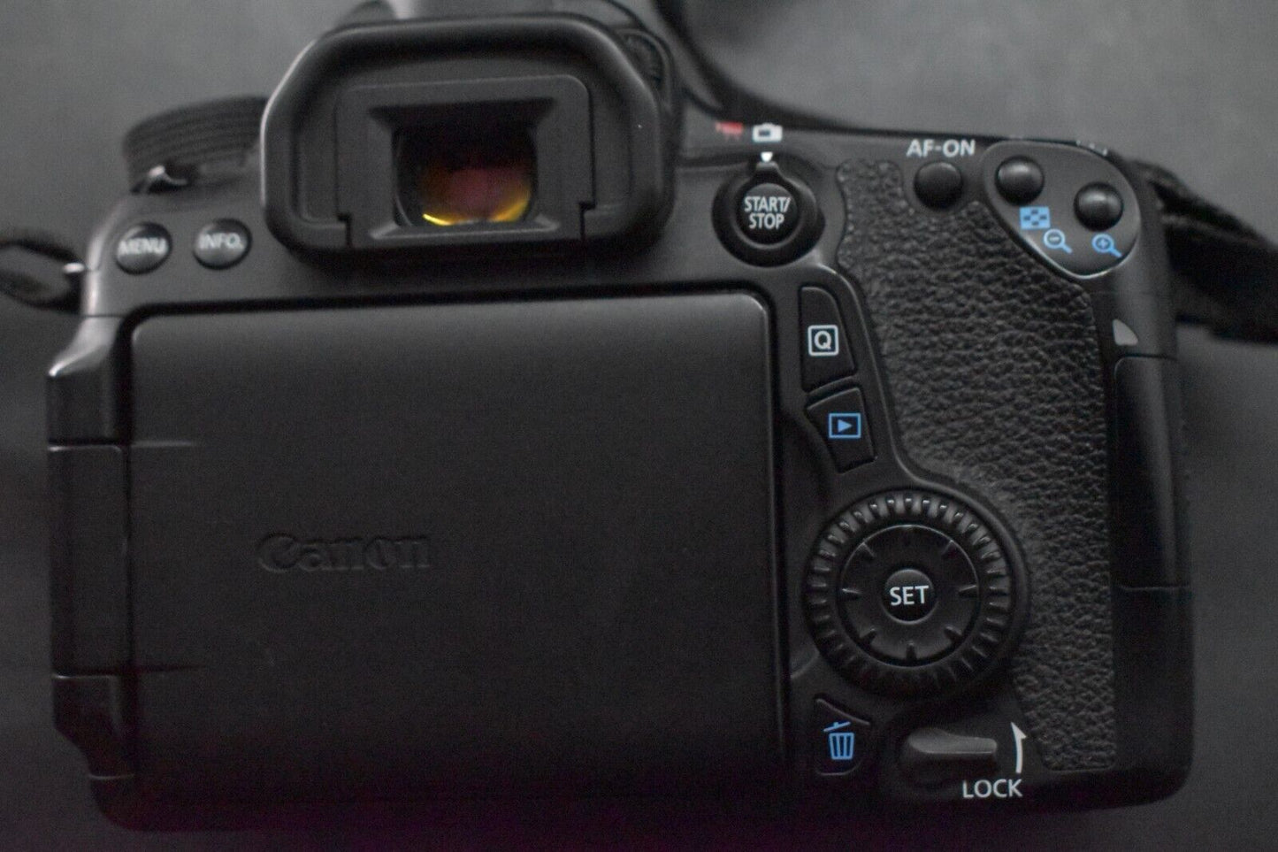 2 Lenses! Canon Eos Kiss X7 18-55mm & 55-250mm DSLR Camera Black From Japan 4651